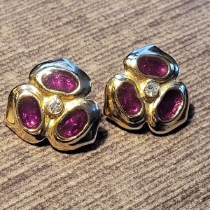 Vintage Clip On Earrings
